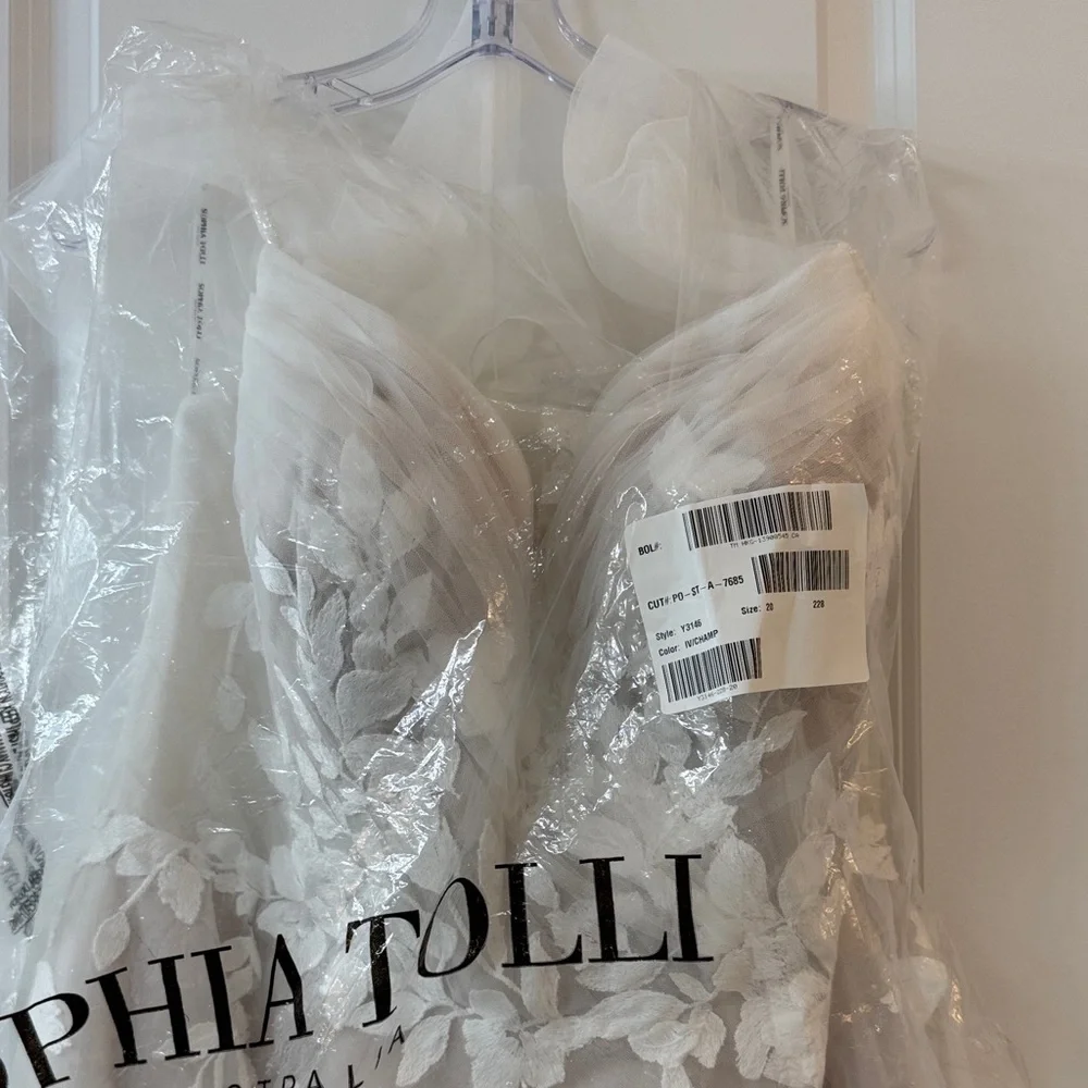 NWT Size 20 Sophia Tolli Wedding Dress Y3146 - Picture 3 of 16